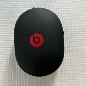 Beats be Dre wireless headphones
